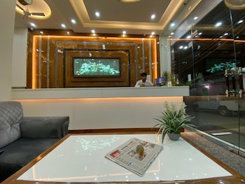 hotel royal stay
