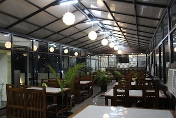 hotel royal stay