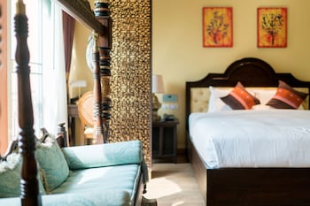 sheik istana hotel chiangmai