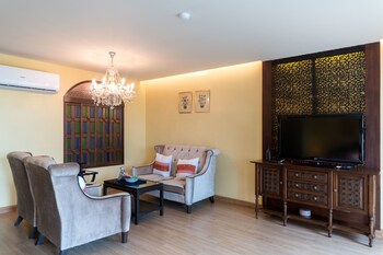 sheik istana hotel chiangmai