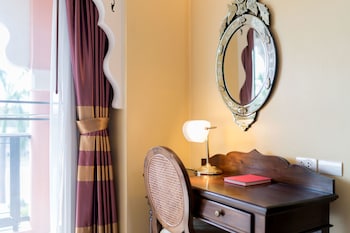 sheik istana hotel chiangmai