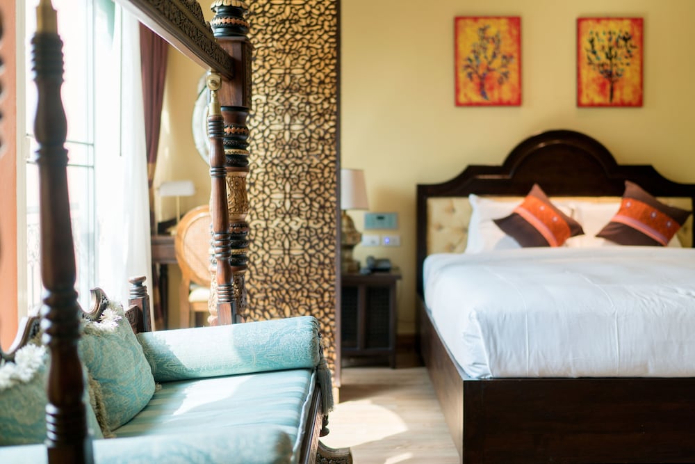 sheik istana hotel chiangmai