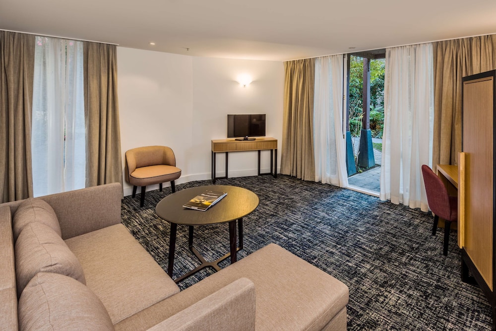 chateau on the park christchurch a doubletree by hilton