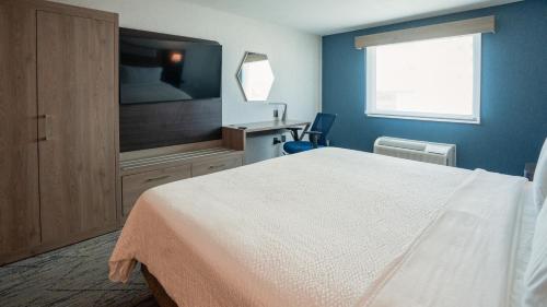 holiday inn express and suites cd juarez las misiones