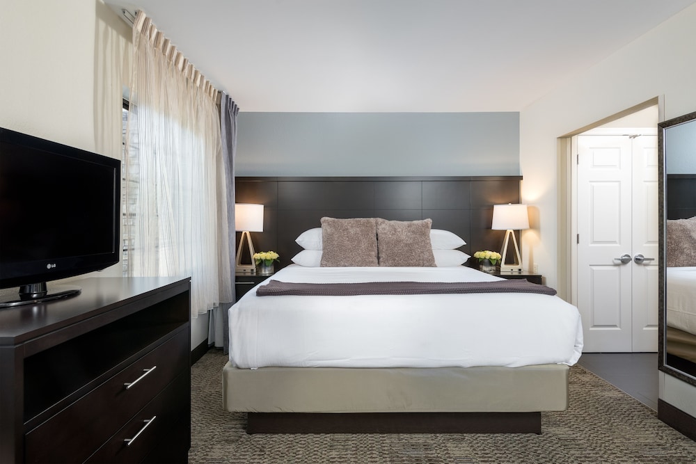 staybridge suites chantilly dulles airport by ihg