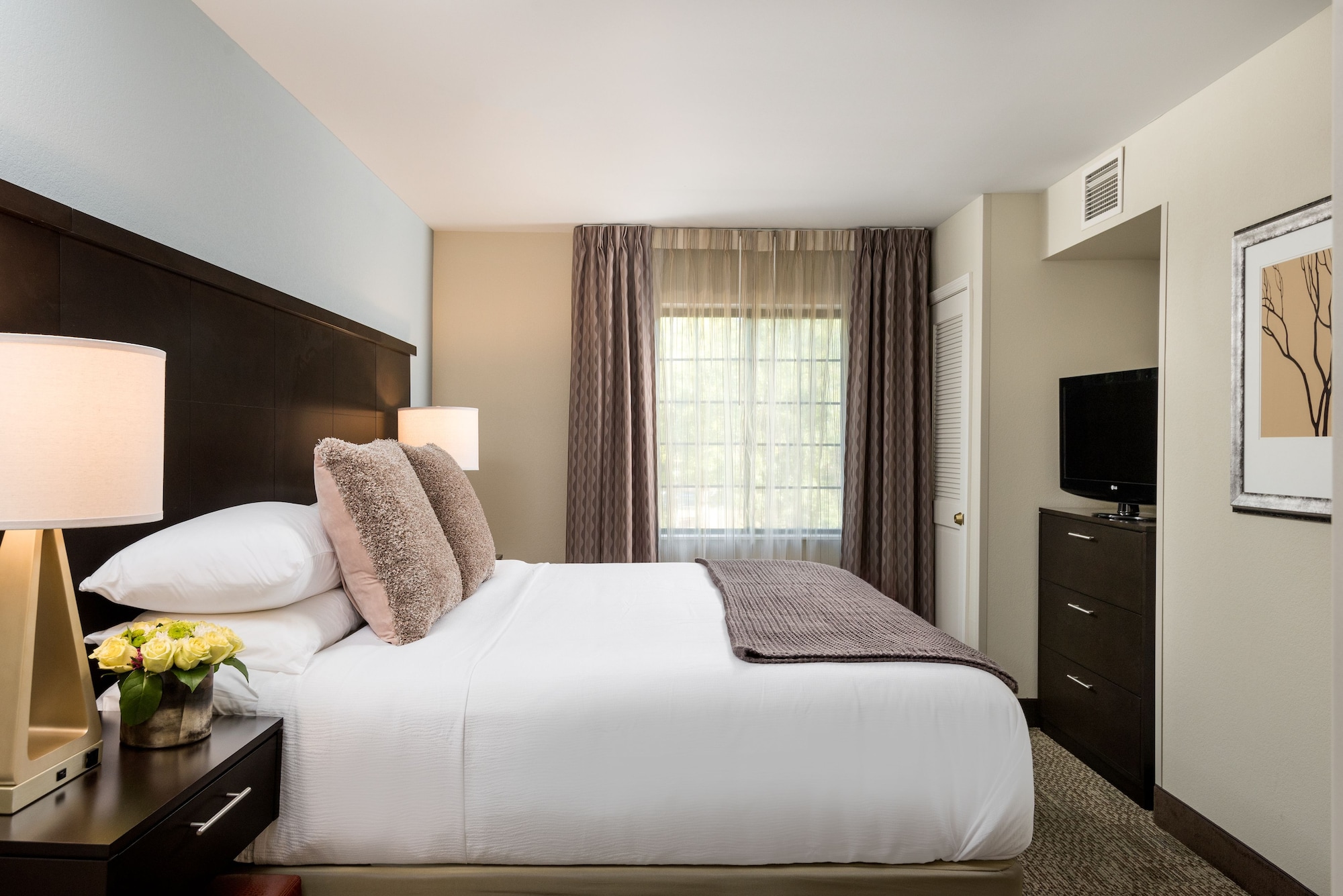 staybridge suites chantilly dulles airport by ihg