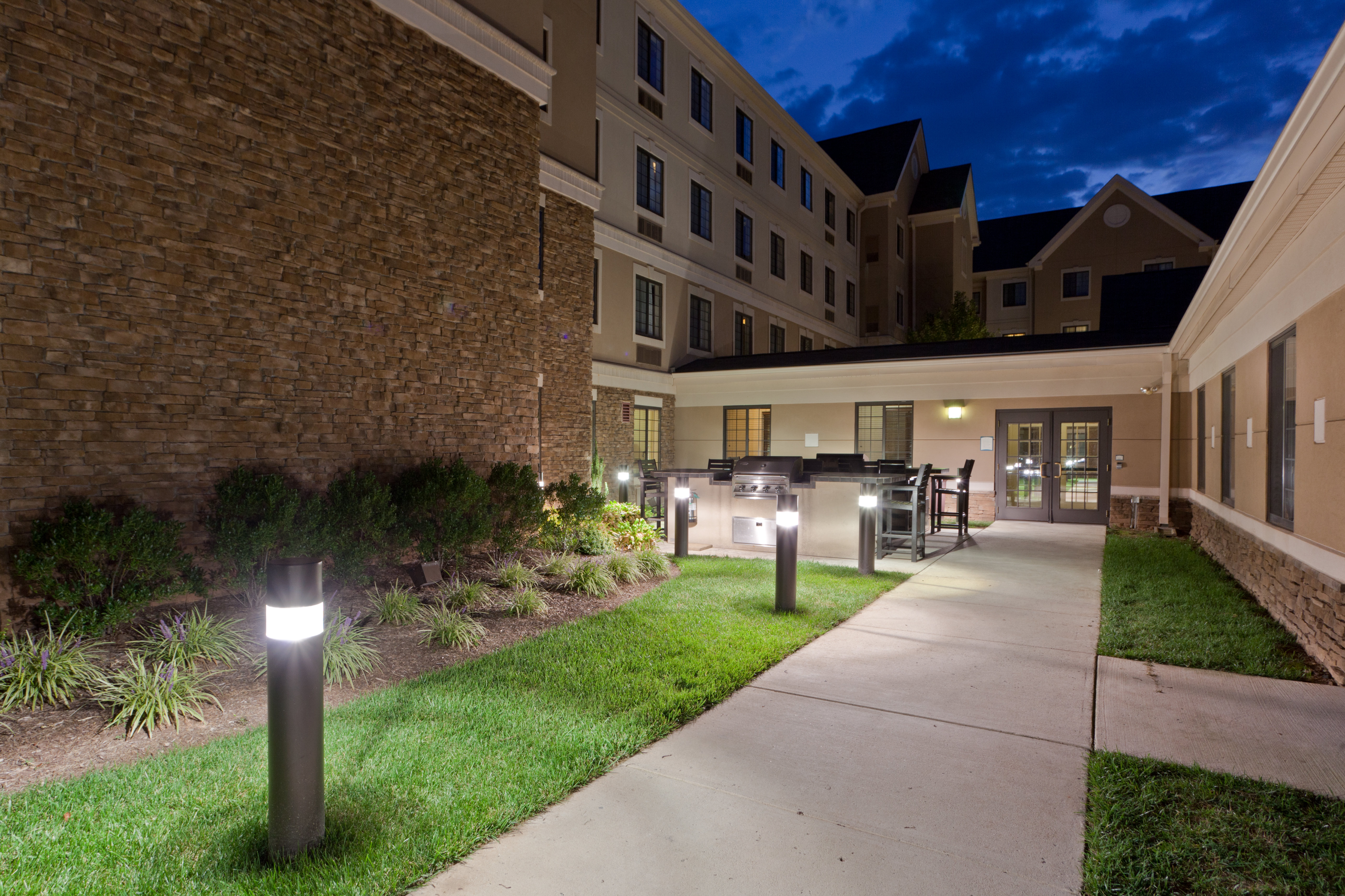 staybridge suites chantilly dulles airport by ihg