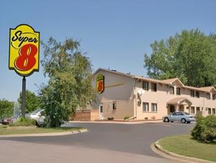 super 8 by wyndham chaska