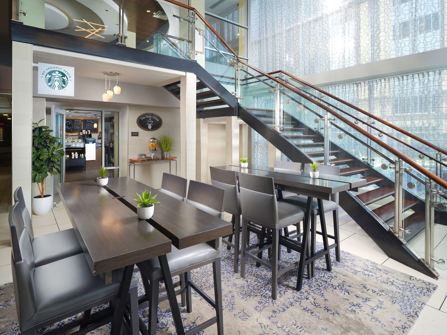 doubletree by hilton hotel chattanooga downtown