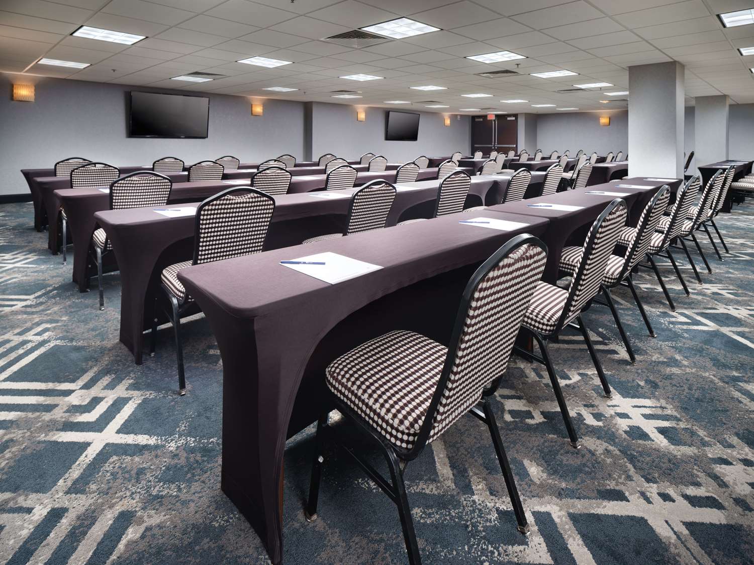 doubletree by hilton hotel chattanooga downtown