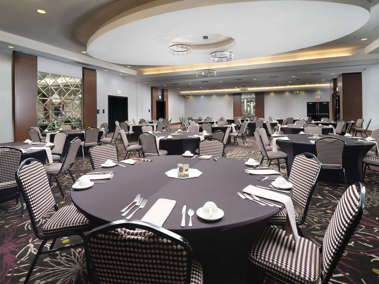 doubletree by hilton hotel chattanooga downtown
