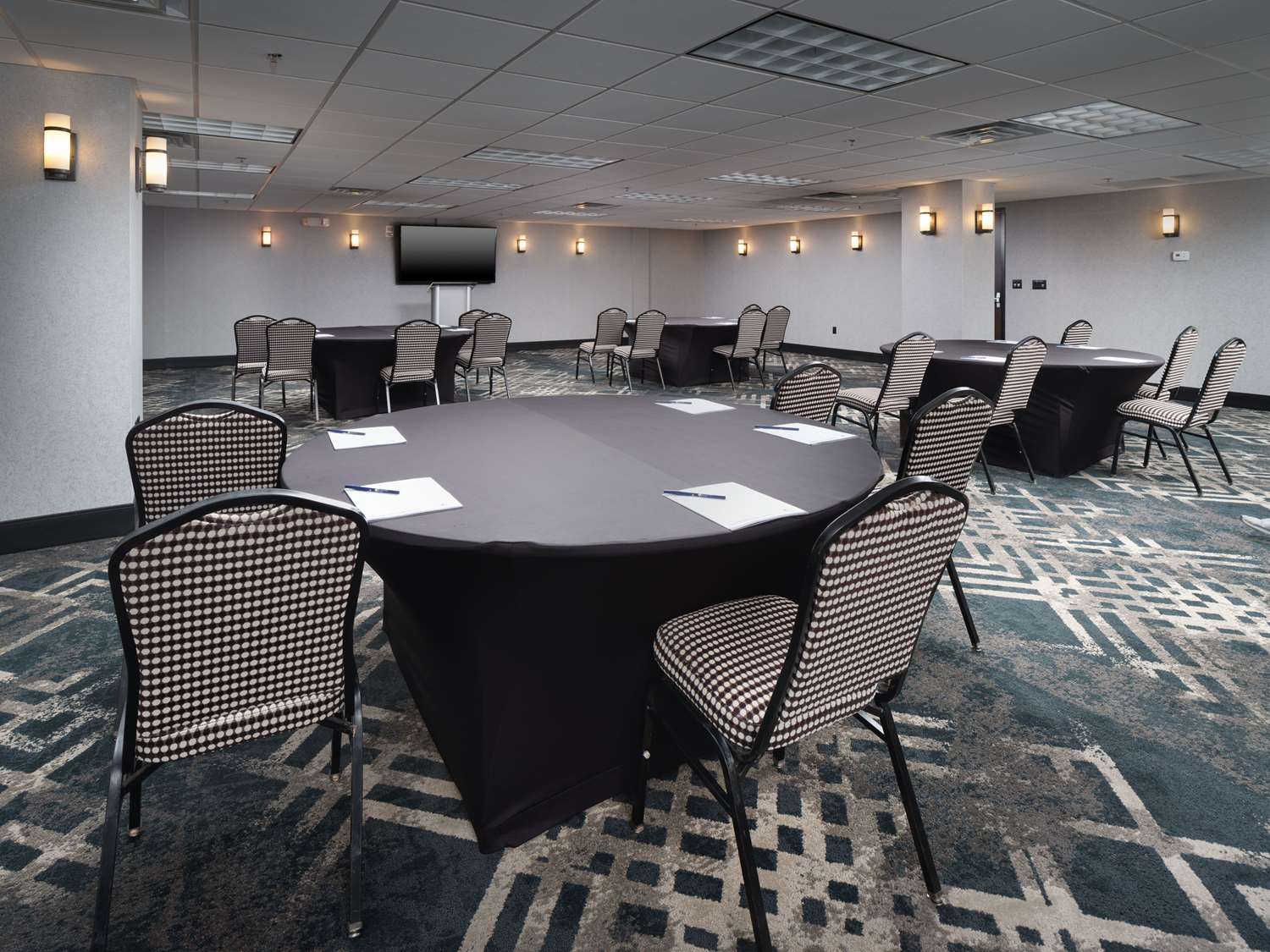 doubletree by hilton hotel chattanooga downtown