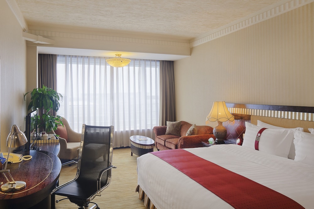 holiday inn chengdu century city westtower by ihg