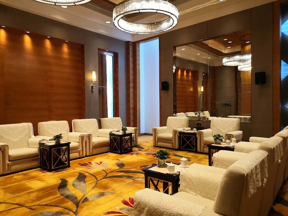 holiday inn chengdu century city westtower by ihg