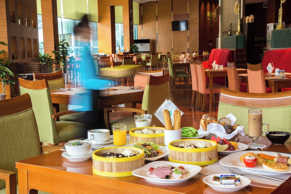 holiday inn chengdu century city westtower by ihg
