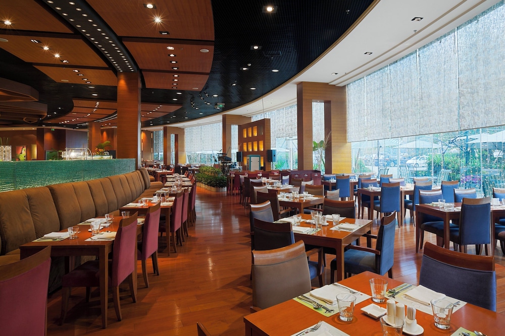 holiday inn chengdu century city westtower by ihg