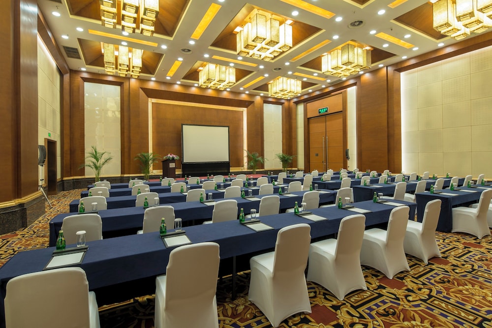 holiday inn chengdu century city westtower by ihg