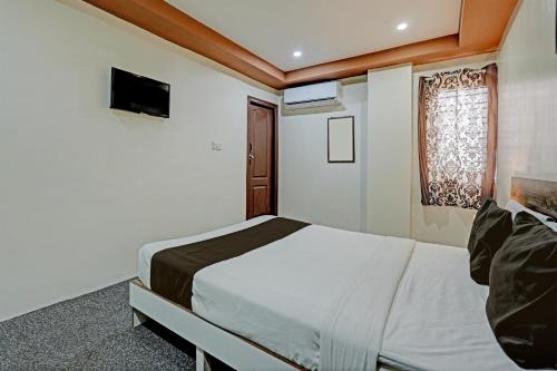 Hotel O Sri Sai Sevalal Comfort's,,3 star