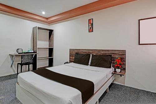 Hotel O Sri Sai Sevalal Comfort's,,3 star