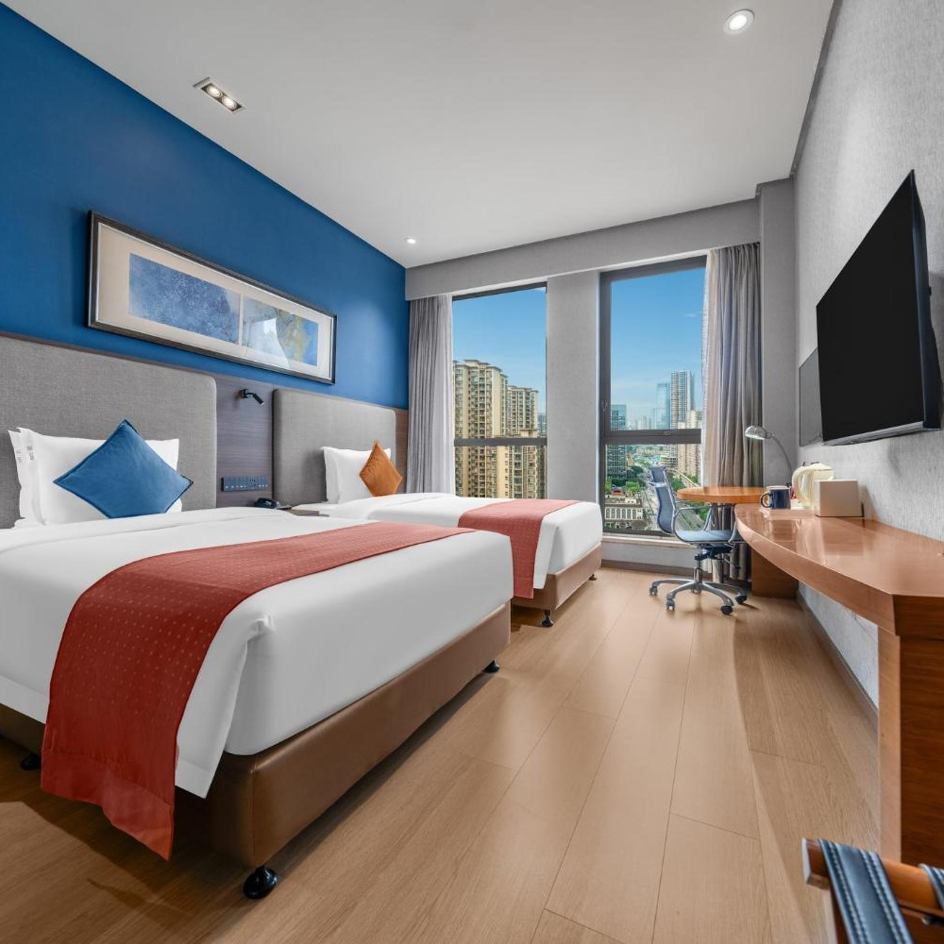 holiday inn express chongqing guanyinqiao by ihg