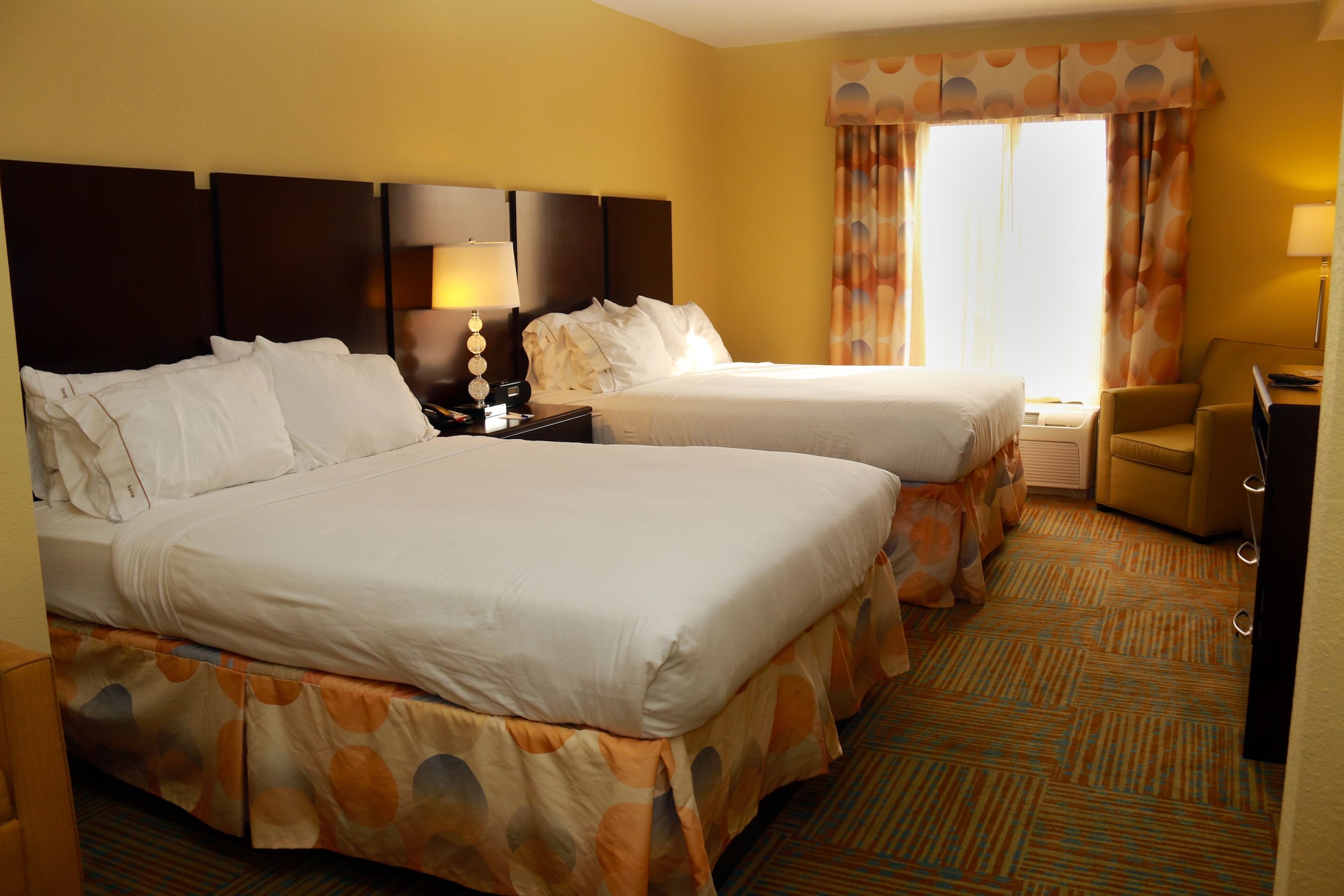 holiday inn express hotel and suites perry by ihg