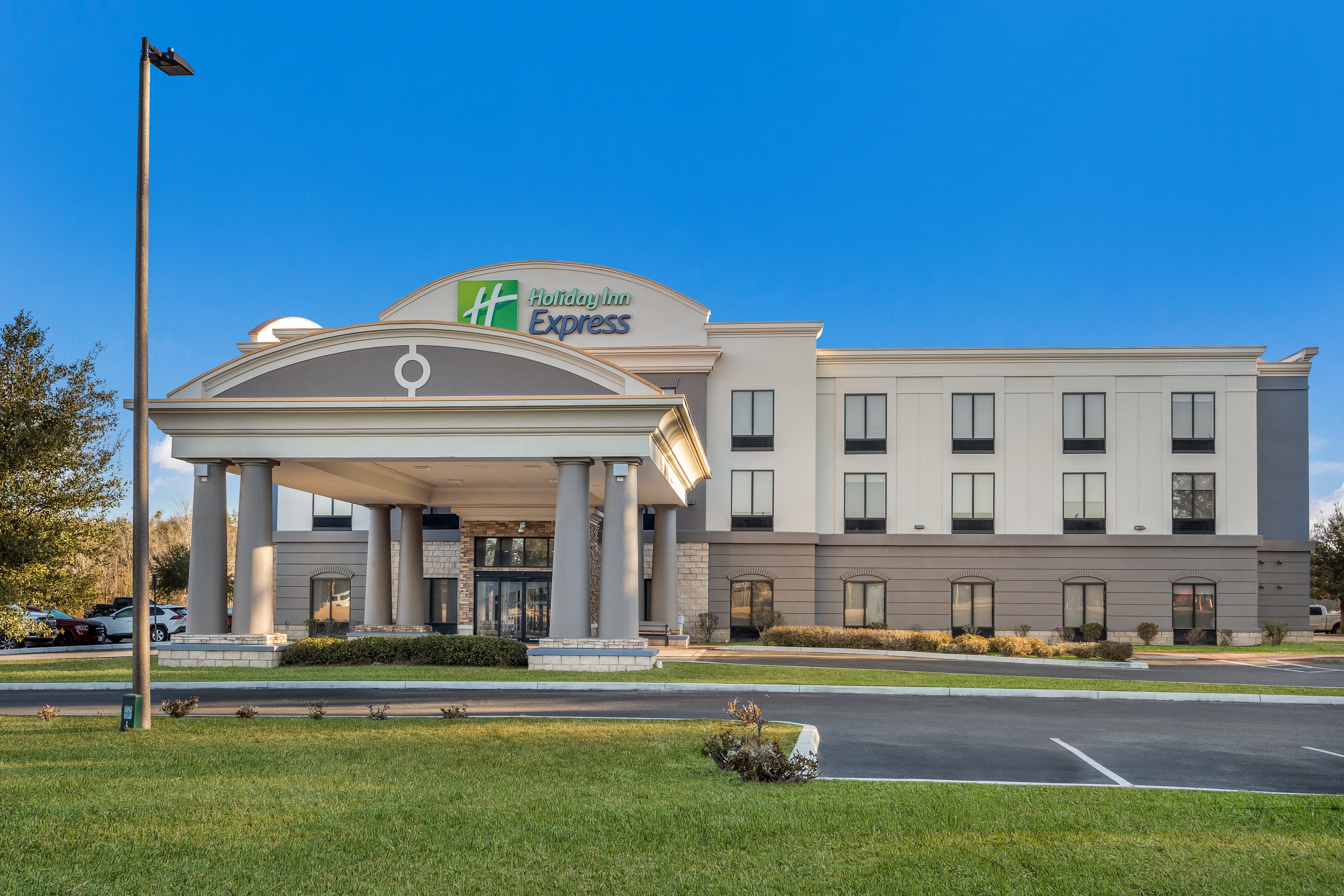 holiday inn express hotel and suites perry by ihg