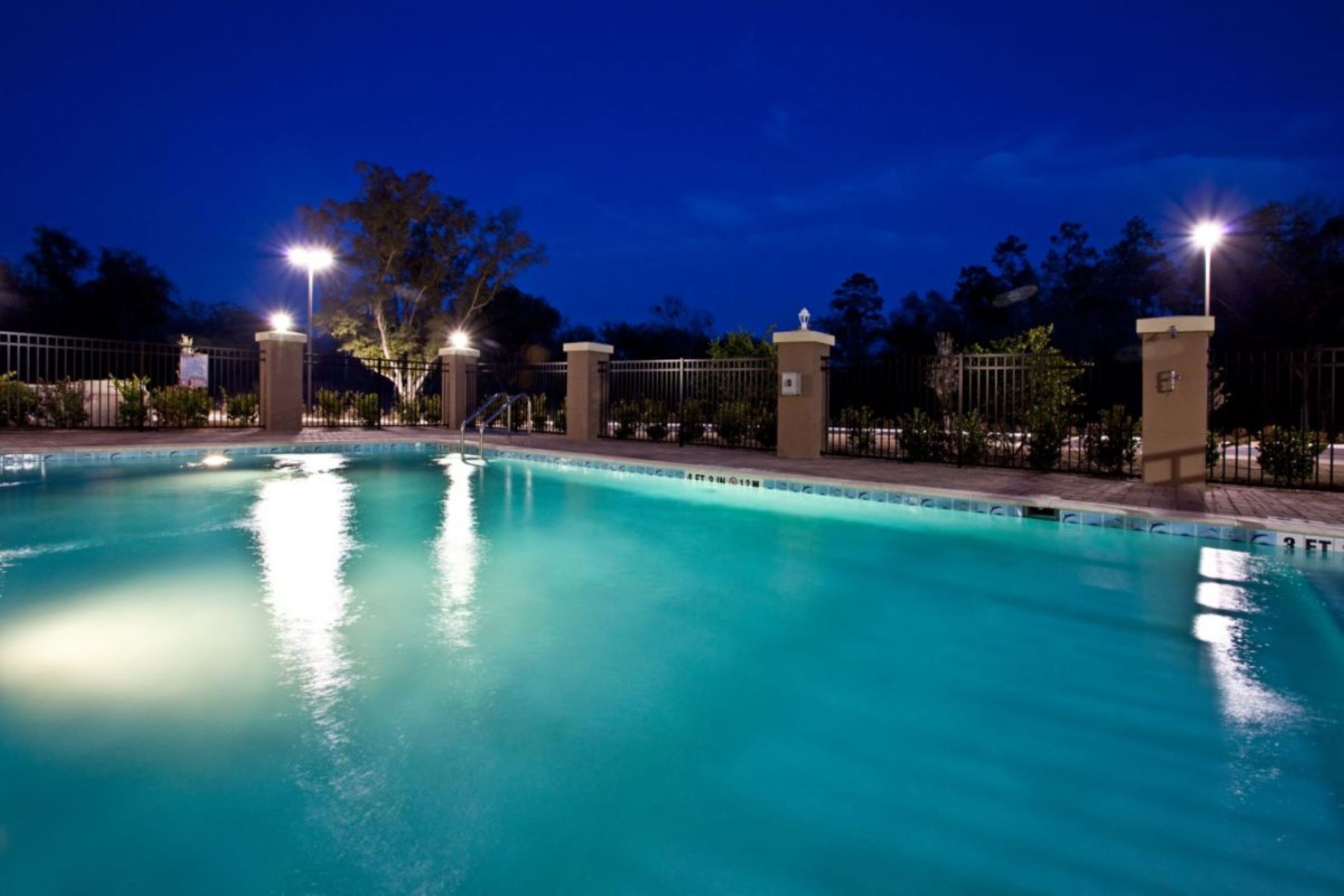 holiday inn express hotel and suites perry by ihg