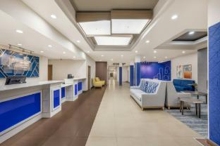 holiday inn express hotel and suites perry by ihg