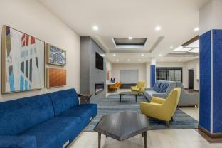 holiday inn express hotel and suites perry by ihg