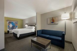 holiday inn express hotel and suites perry by ihg