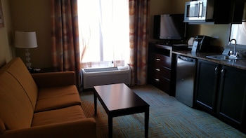 Holiday Inn Express Hotel & Suites Perry By Ihg,Perry>>Leon County,3 star