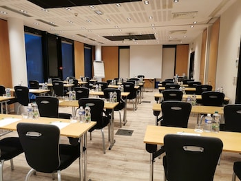 holiday inn bordeaux sud pessac by ihg