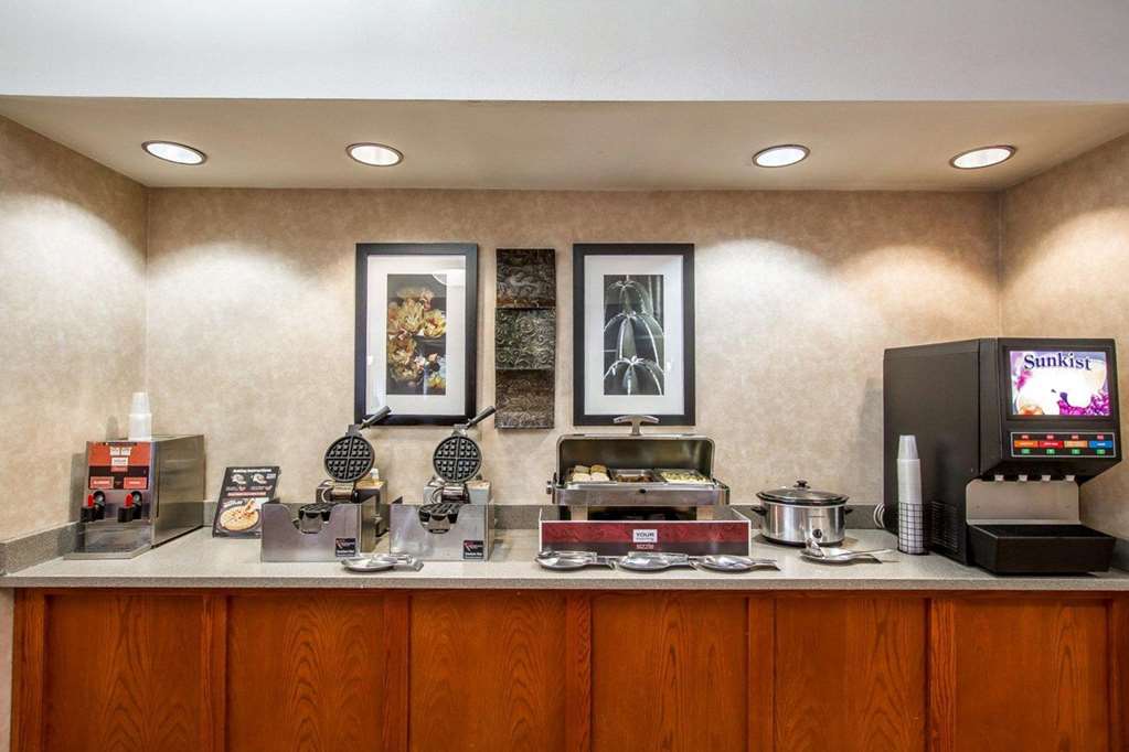 comfort inn i 10 west at 51st ave