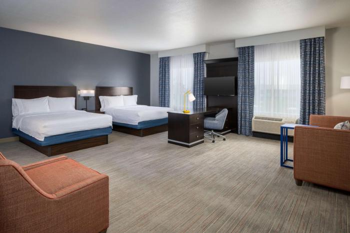 hampton inn and suites phoenix north happy valley