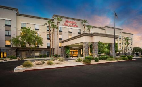 hampton inn and suites phoenix north happy valley