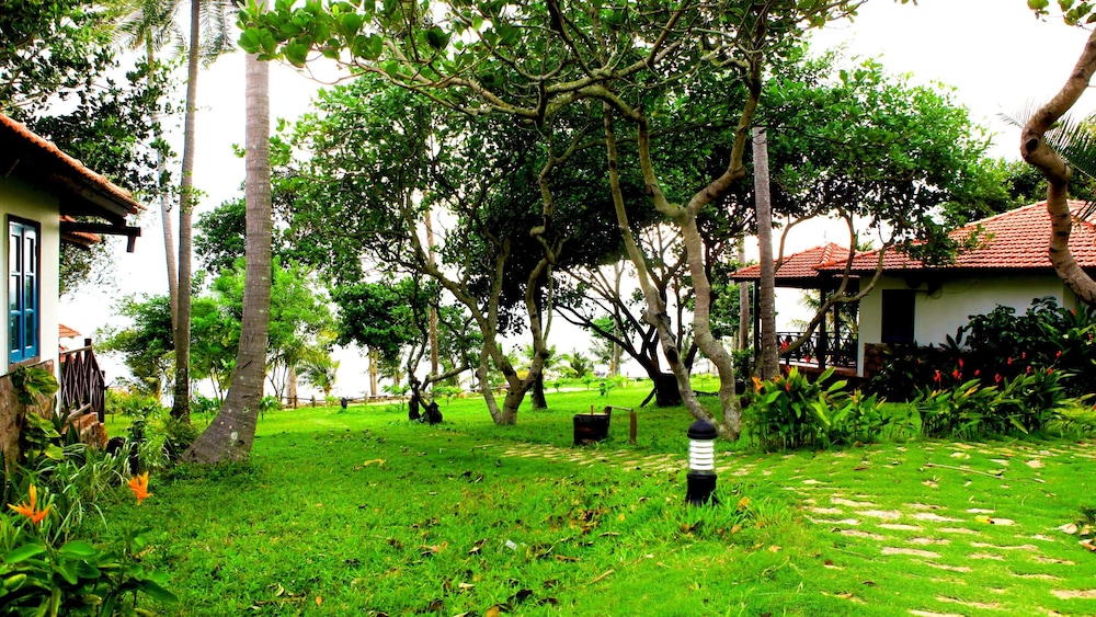 phu quoc eco beach resort