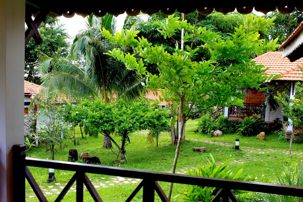 phu quoc eco beach resort