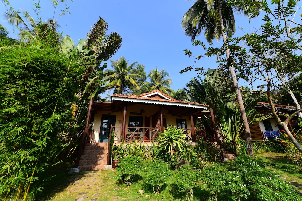 phu quoc eco beach resort