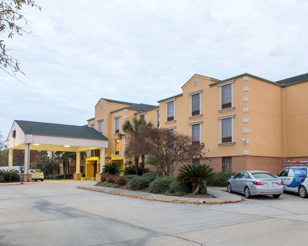 comfort suites port allen baton rouge