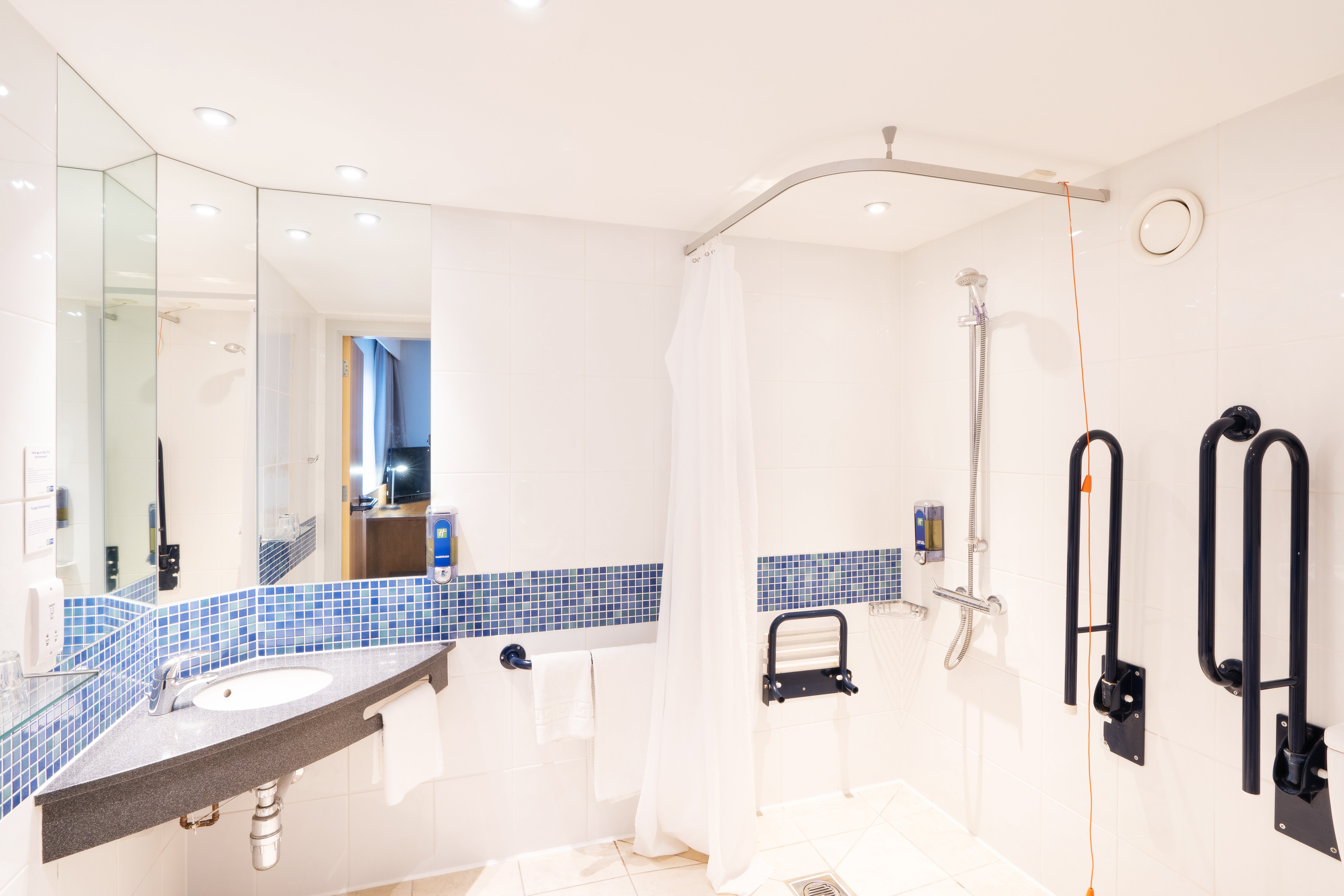 holiday inn express dundee by ihg