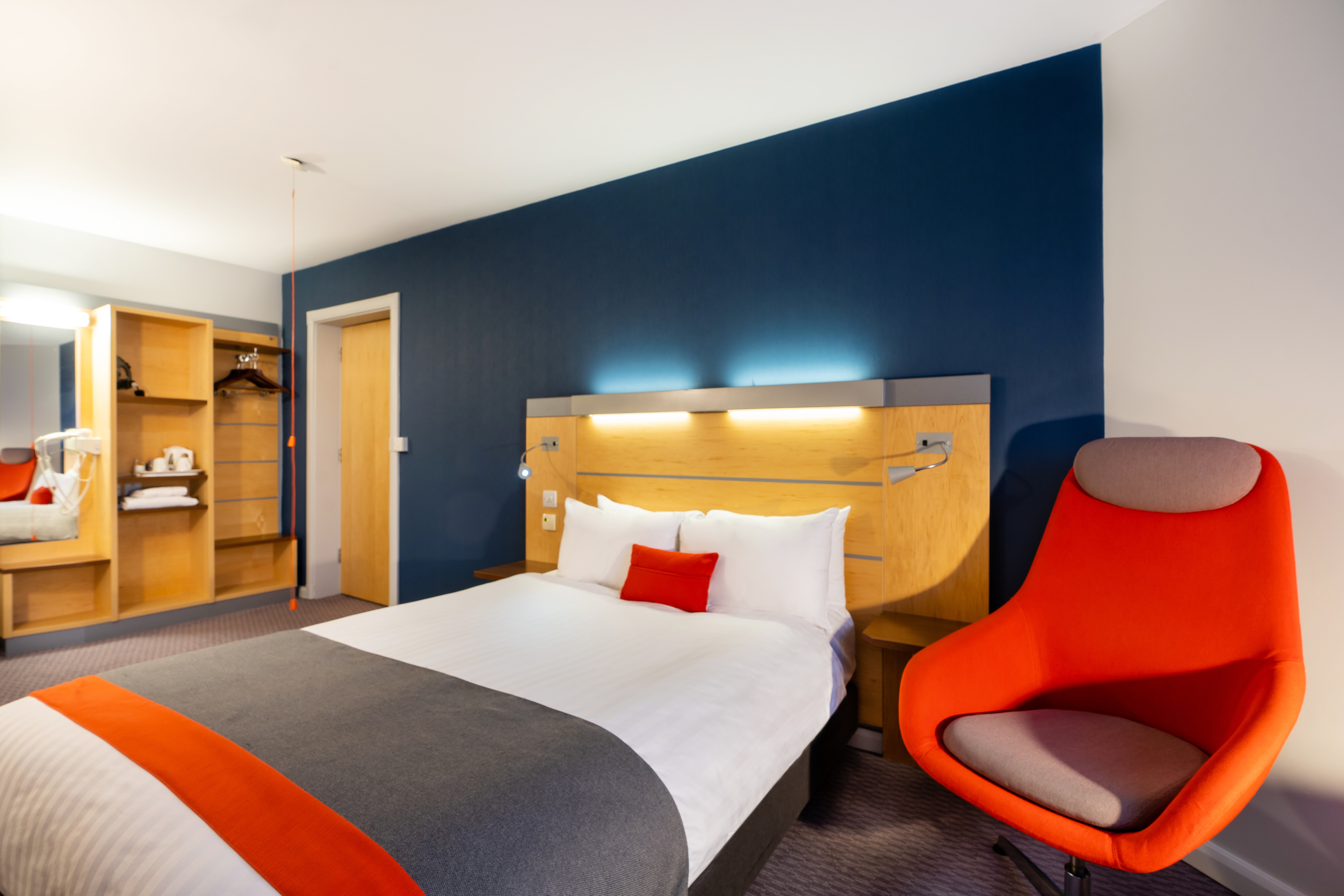 holiday inn express dundee by ihg