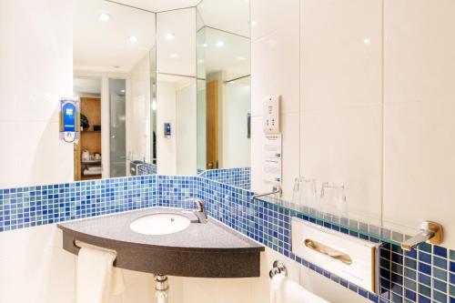 holiday inn express dundee by ihg