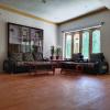 la tsas guest house