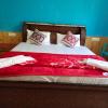 la tsas guest house