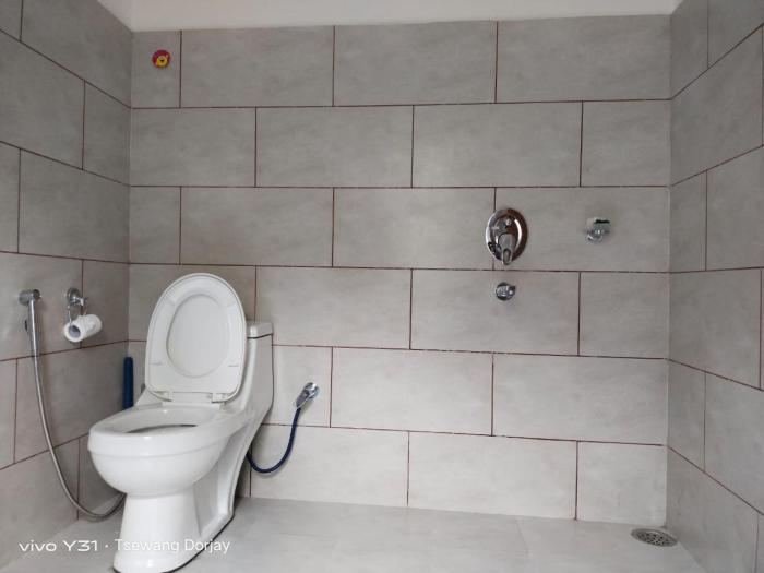 la tsas guest house