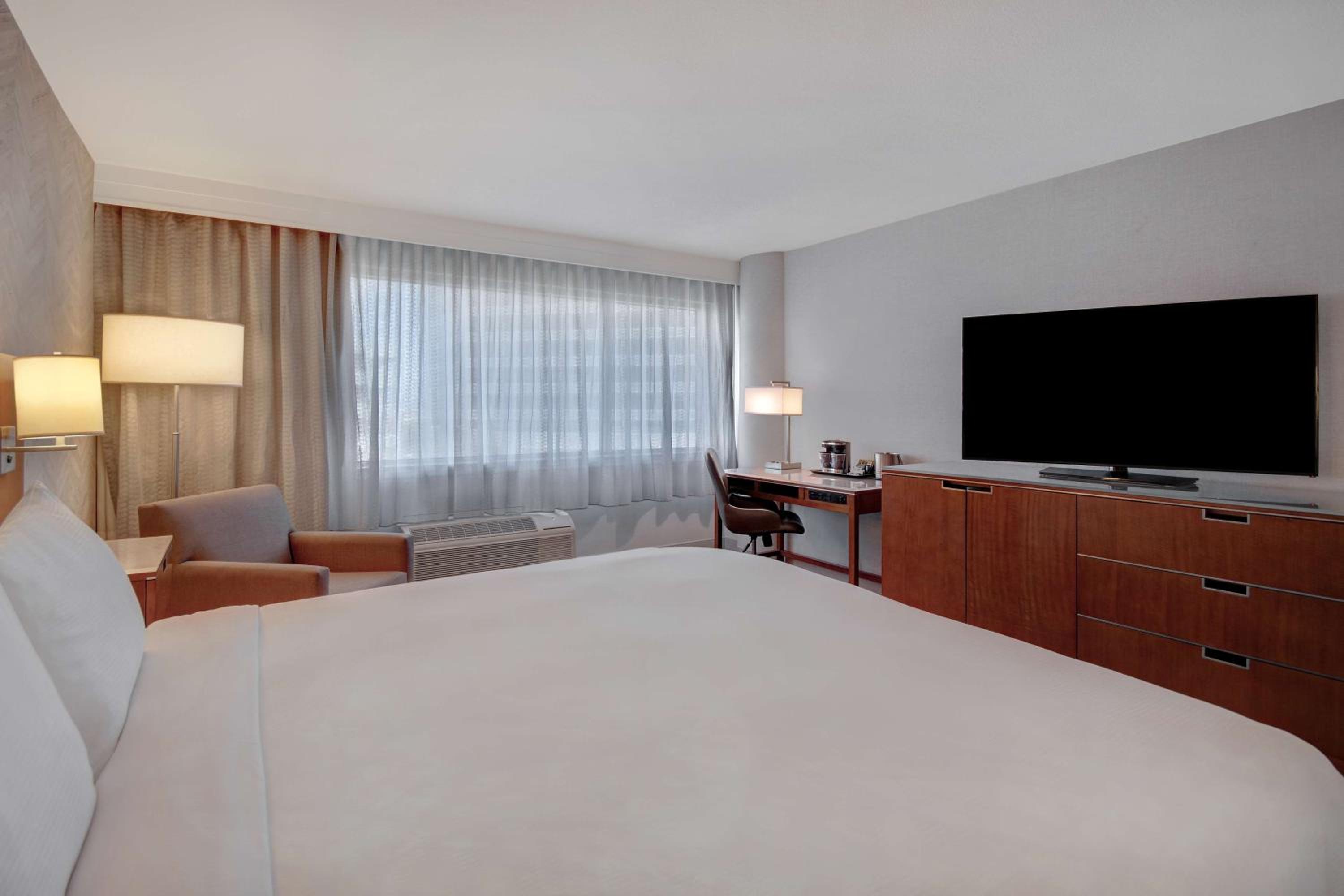 doubletree by hilton lax el segundo