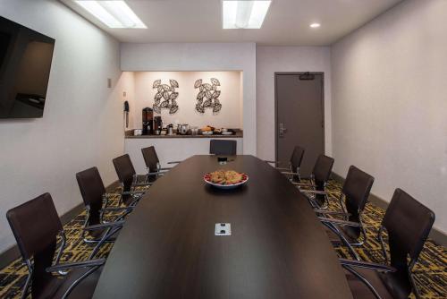 doubletree by hilton lax el segundo