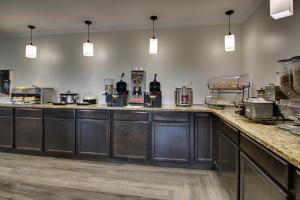 Greenfield Inn And Suites Elizabethtown, Ky I65 Exit 94,Fort Knox>>Elizabethtown,2 star