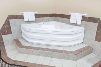 baymont by wyndham elkhart