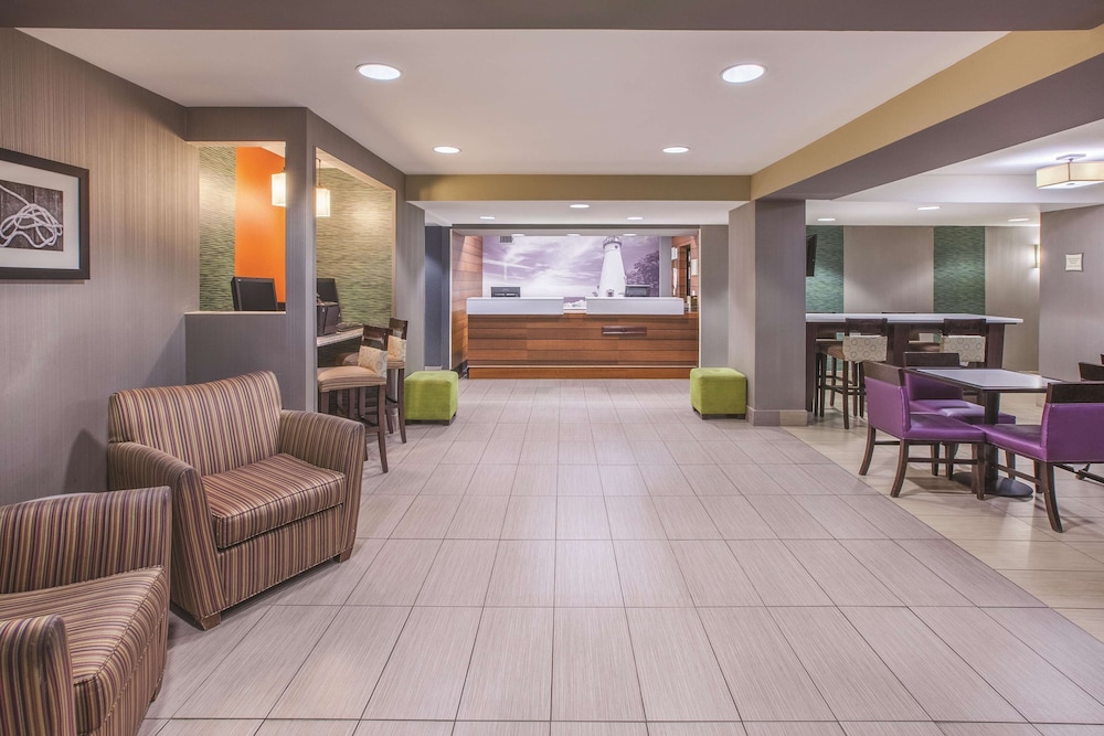 la quinta inn and suites by wyndham erie